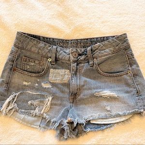 American Eagle hi-rise distressed shorts size 4